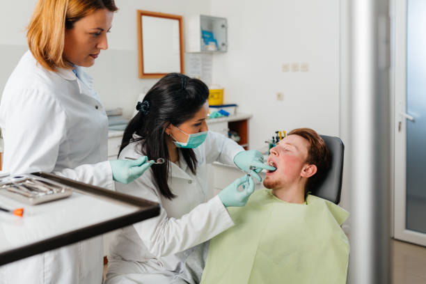 Best Emergency Dental Care for Broken or Chipped Teeth in Mono Vista, CA